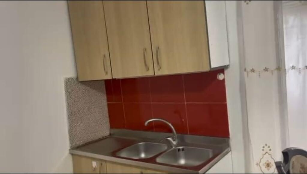 GARSIONERE 20000 LEKE.RRUGA JORDAN MISJA