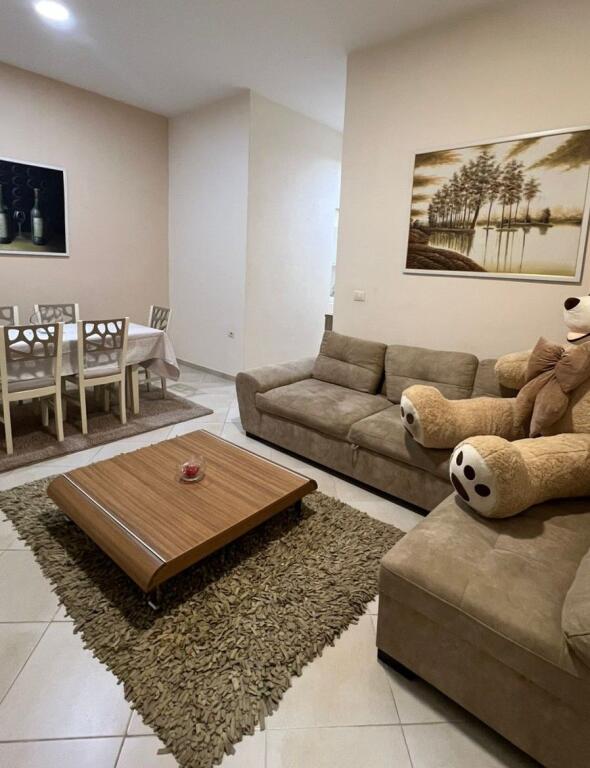 Apartament 1+1, Fresku