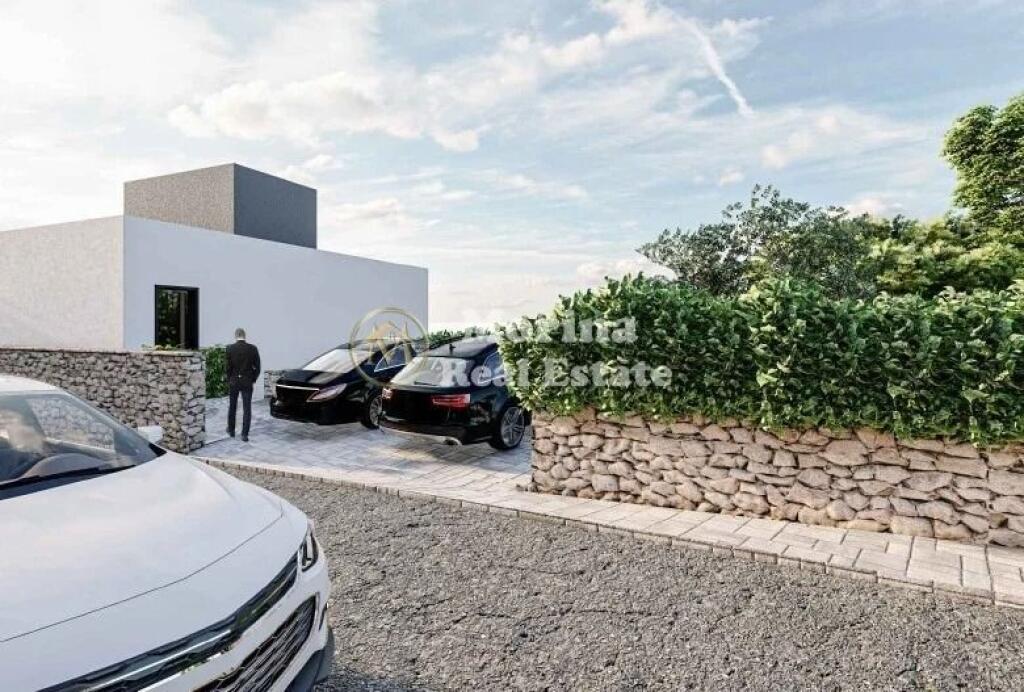 Shitje | Vilë 3 + 1 | Sauk, Farka Lake | 800000 €