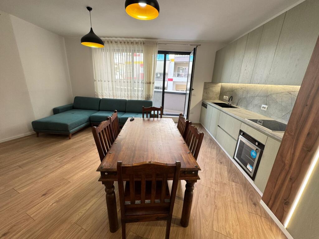 🏡✨ Appartamento 2+1+2 in affitto 📍 Indirizzo: Giardino Zoologico💶 Prezzo: 1000 € / mese