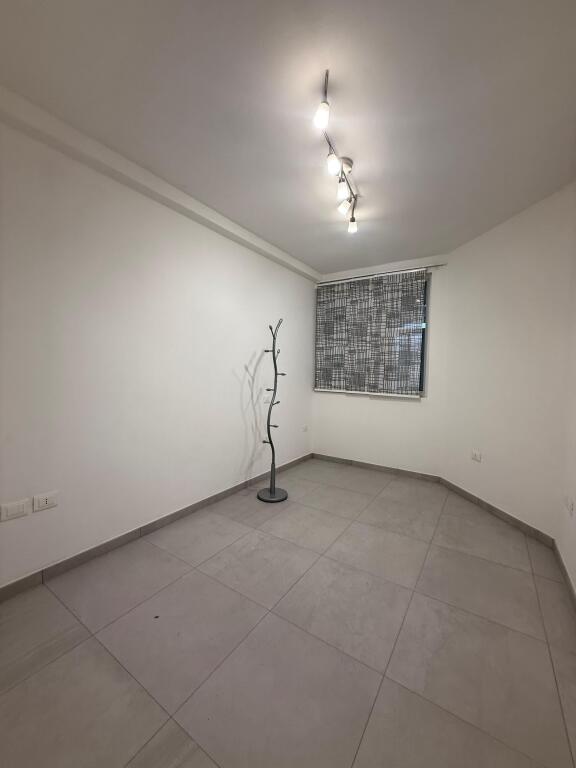 APARTAMENT 2+1 ME QIRA NE RRUGEN MYSLYM SHYRI