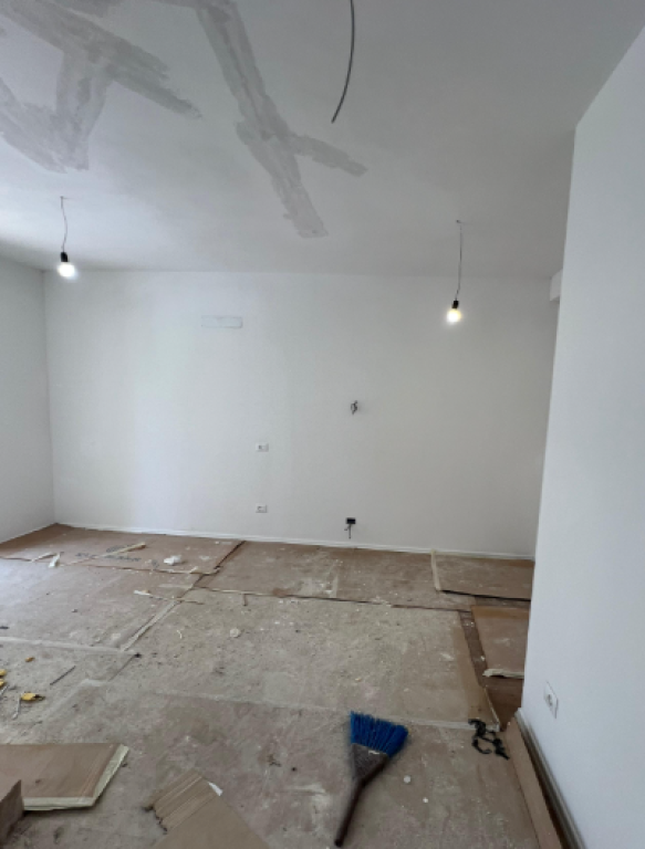 🏡 Shitet Apartament 1+1 – Univers City