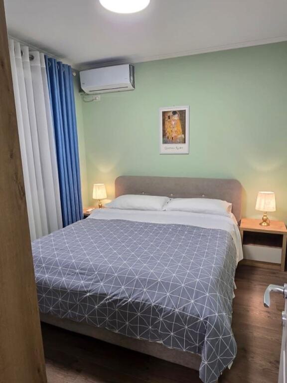 Apartment 2+1 for rent at Shallvaret