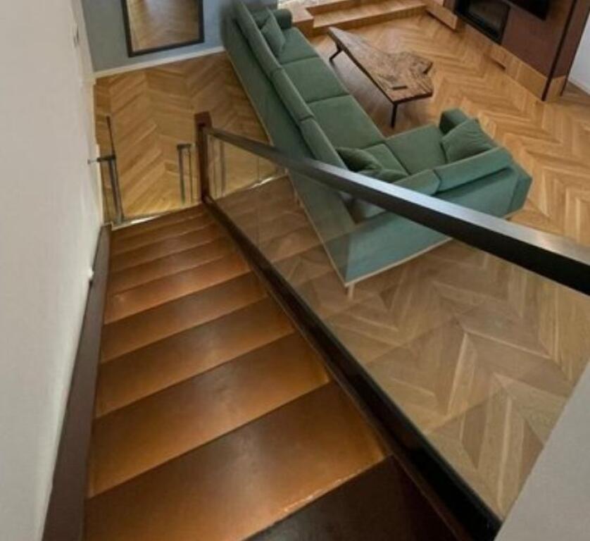 🌟 In affitto – 3+1 con veranda e parcheggio, residenza tranquilla vicino al Giardino Botanico