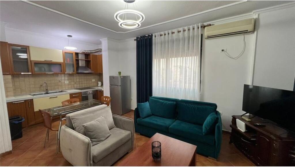 Appartamento 1+1 in affitto a Myslym Shyr