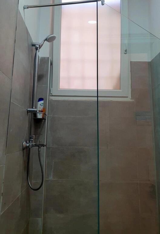 Jepet me qera vile private ne Qender ne zonen e Selvise