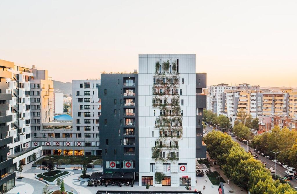 BUSINESS PREMISES AT THE SQUARE 21 COMPLEX