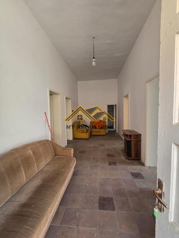 SHITET APARTAMENT 3+1 TEK EFTALI KOCI DURRES!