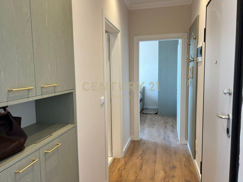 Jepet me qira apartament 1+1 – Komuna e Parisit