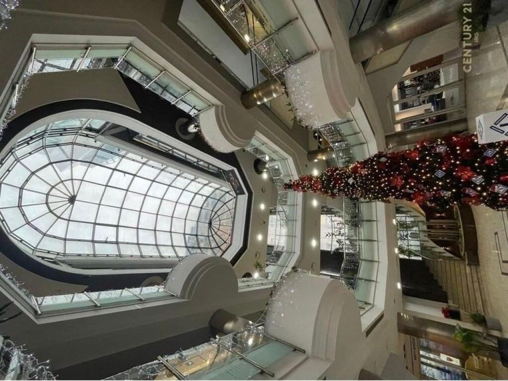 SHITET NJESI TE KULLAT BINJAKE 80,000 €