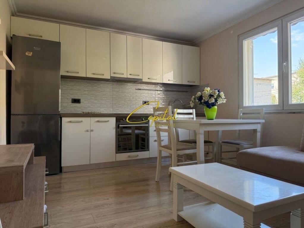 VENDESI APPARTAMENTO 2+1 XHAMLLIKU 156.000 EURO