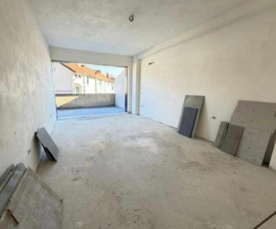 SHITET GARZIONERE QYTETI STUDENTI 86.400 EURO