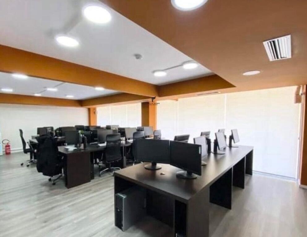 OFFICE FOR RENT 200 M2 BLOCK 3,500 EURO