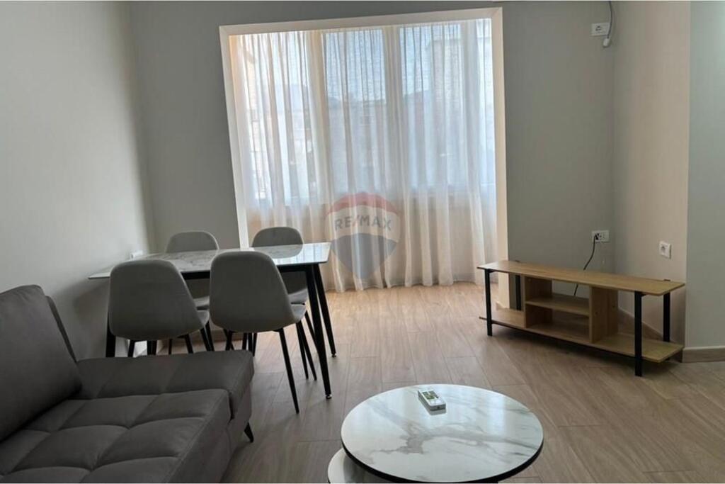 APARTAMENT  2+1 PER QIRA TEK RRUGA E ELBASANIT