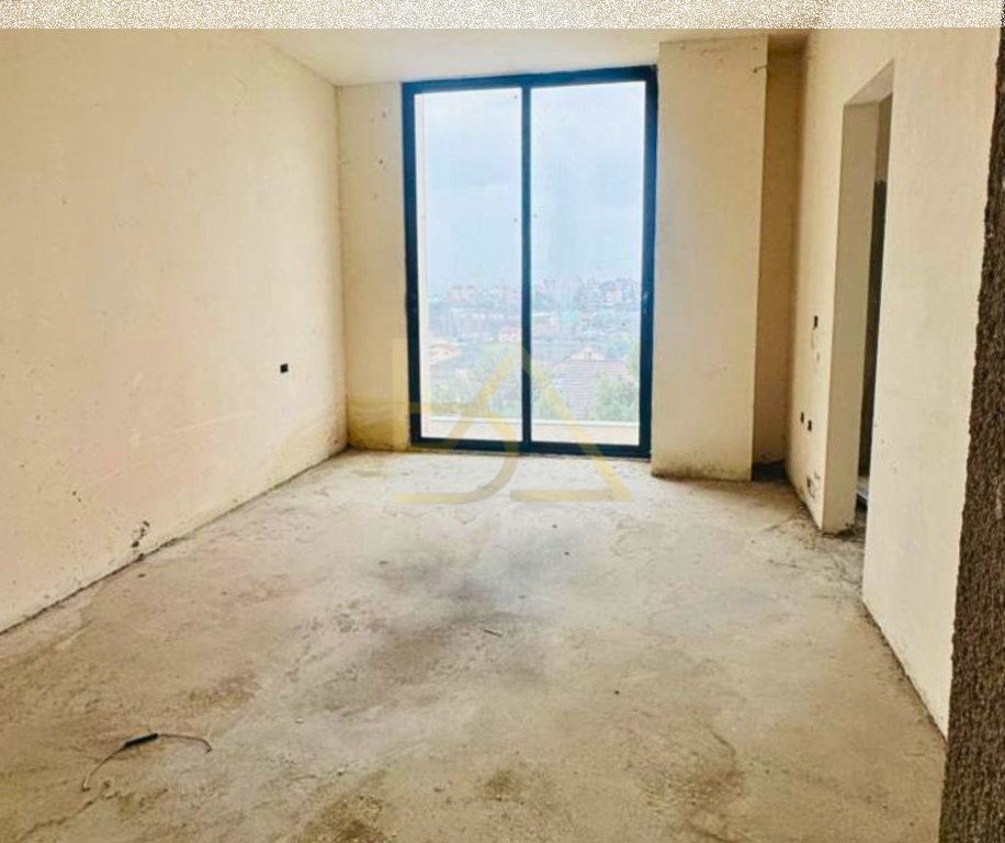 SHITET APARTAMENT – ISHULL SHËNGJIN, LEZHË