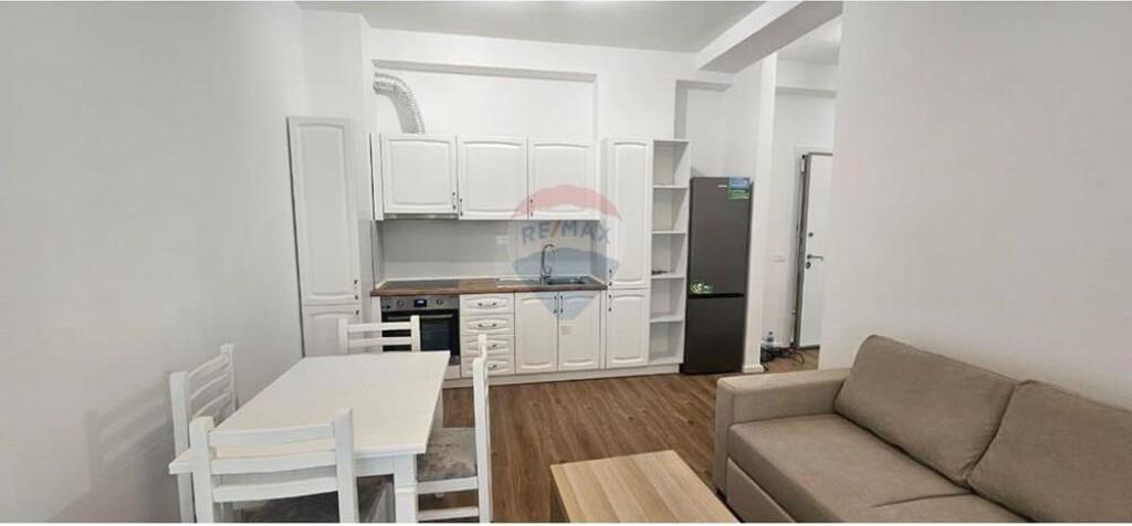 Appartamento in affitto 1+1 a Mangalem