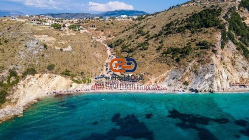 Ne Sarande, Prane Plazhit Te Pasqyrave, Shiten 8000 M2 Truall !!