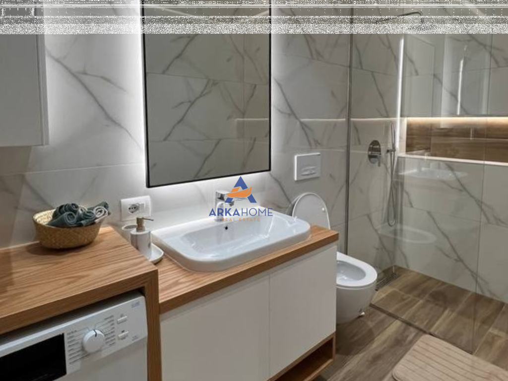 AFFITTASI APPARTAMENTO 1+1+BALCONE "IN VIA SIRI KODRA" 600 EURO