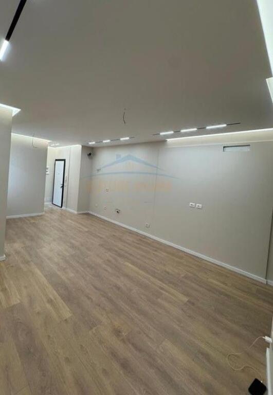 Shitet , Apartament 2+1 , Golden Tower , Tirane