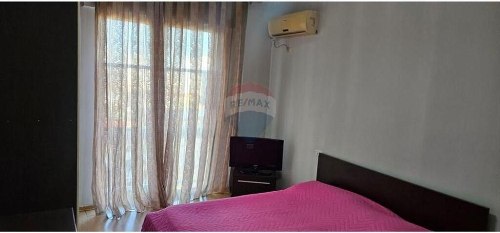 Apartment for rent 2+1 at Pazari i Ri