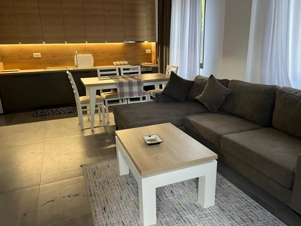 Apartament per qera 1+1 ne Selite