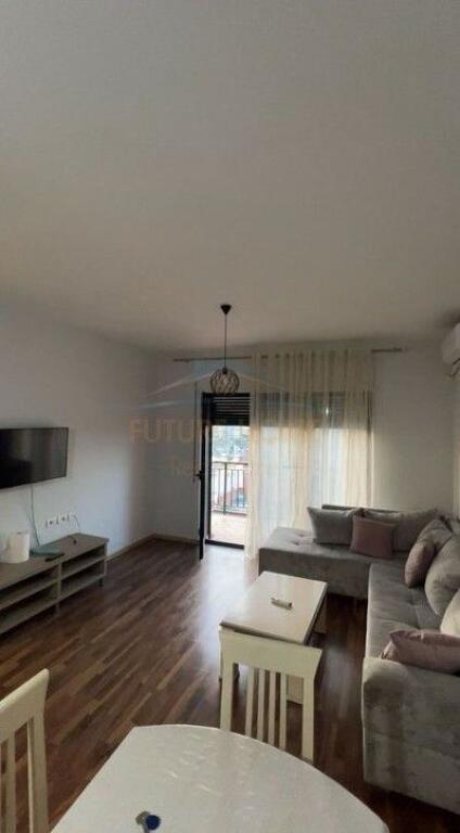 Qera, Apartament 2+1+2 + Post Parkimi, Green City ,Unaza e Re