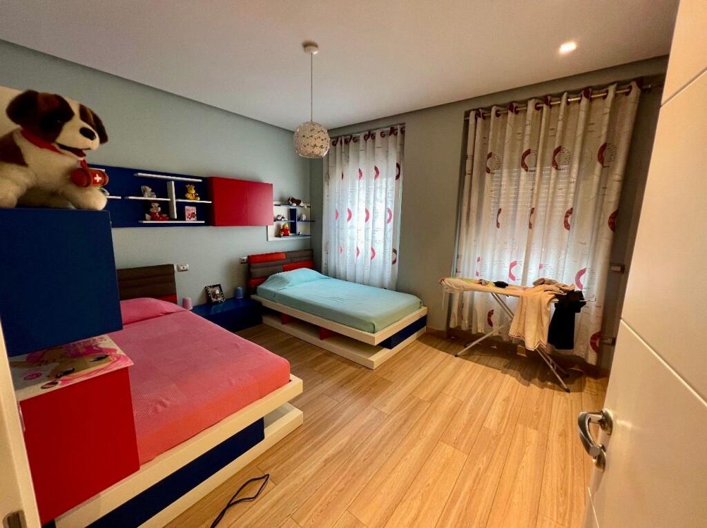 📣 QERA SUPER Apartament 2+1 Me 2 Tualete Dhe 2 Ballkone 📍 Zogu i Zi , Prane Ring Center ✨