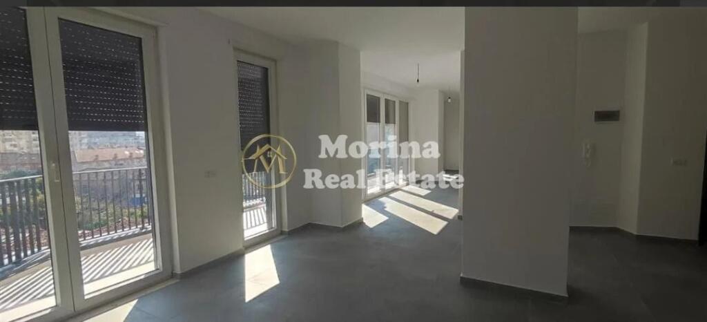Rent | Business Premises | Center | 2500 €/month