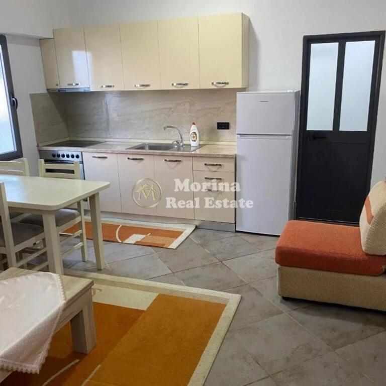 Rent | Private house 1 + 1 | Selite | 350 €/month
