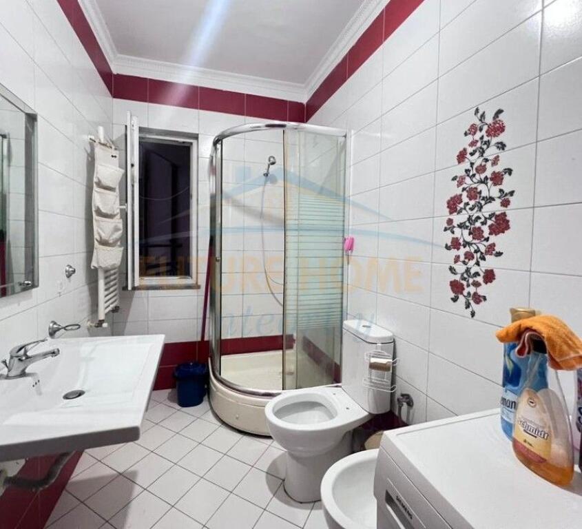 Qera, Apartament 1+1, Porcelan, Tiranë.