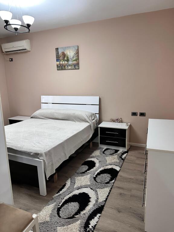 JEPET APARTAMENT ME QERA 2+1 KOMUNA E PARISIT