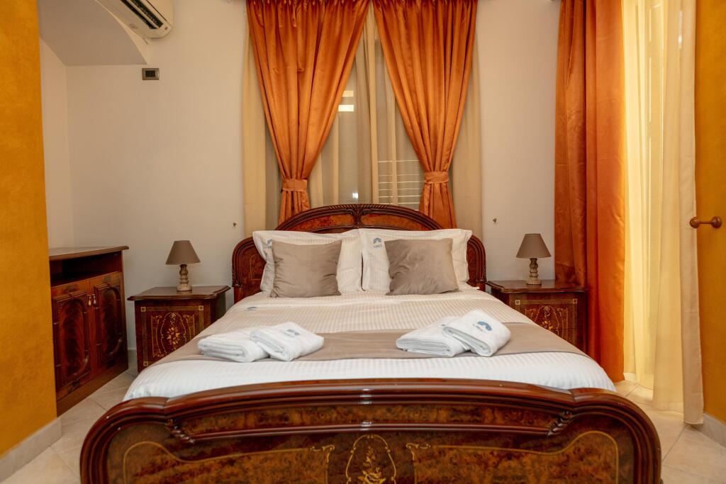 Apartament Me Qera 3+1 tek Rruga e Elbasanit (ID B230198) Tirane