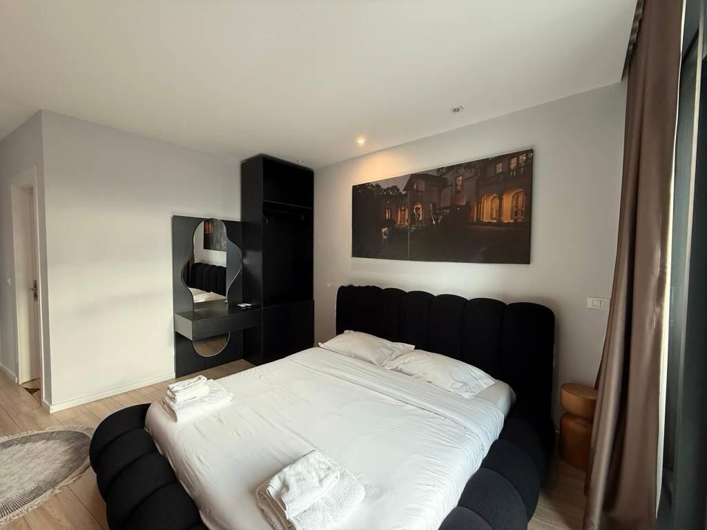 Apartament per shitje - Lake View Residence