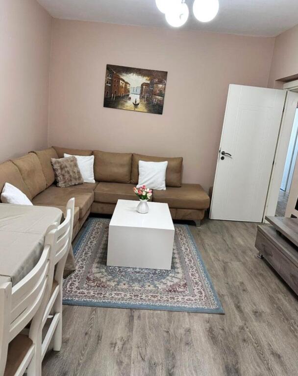 Apartament Me Qera 2+1 Ne Vasil Shanto (ID B221394) Tirane