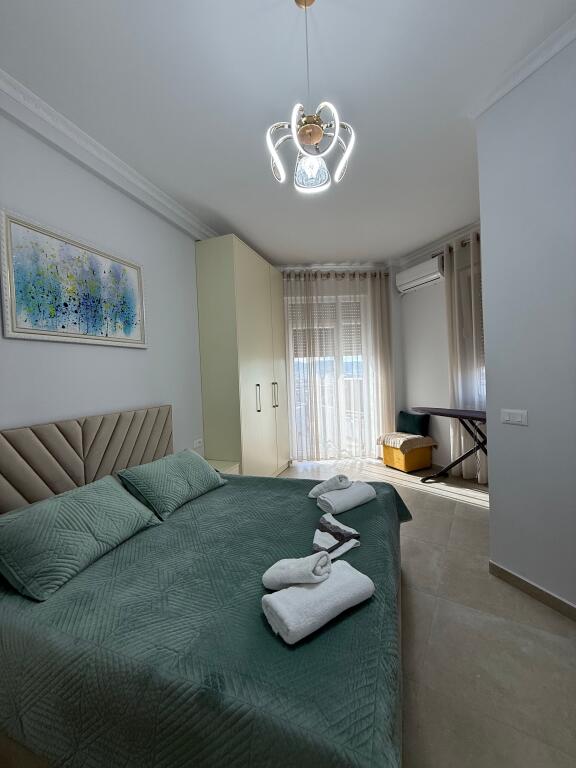 Jepet me qira – Apartament 2+1 Donika center