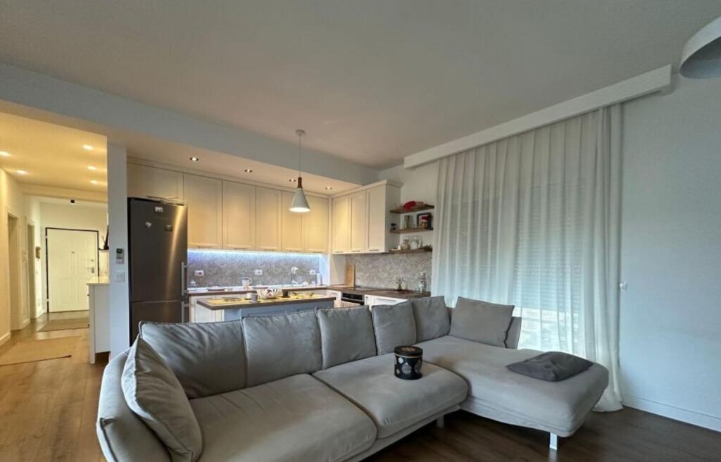 🌟 Shitet Apartament 3+1 – Rezidenca Premium në Kodra Diellit (Extension)