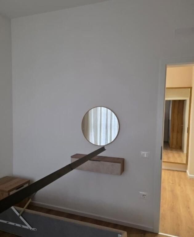 🌟 Jepet me Qira – Apartament 1+1 me Parkim në Ali Demi (Rezidenca Kadiu)