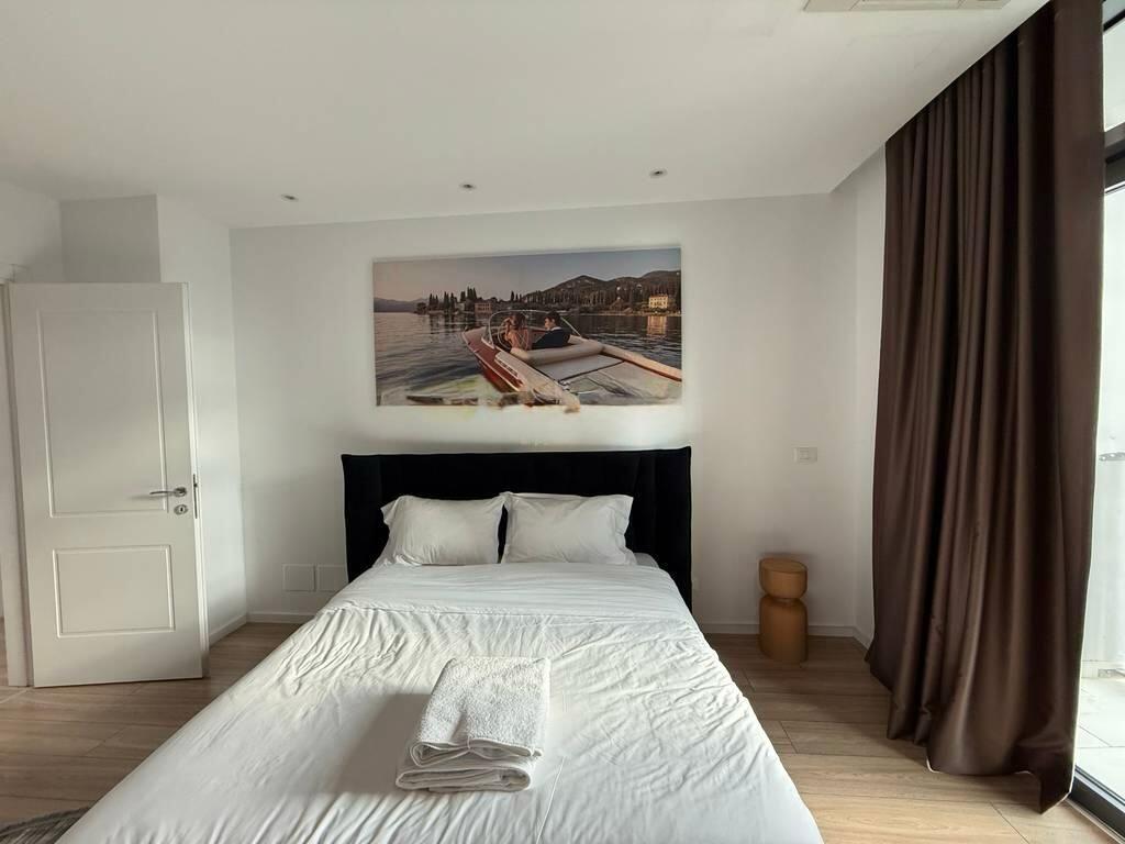 Apartament per shitje - Lake View Residence