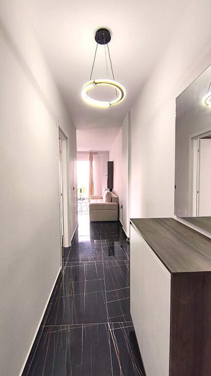 Apartament modern buzë detit pranë Vlorës