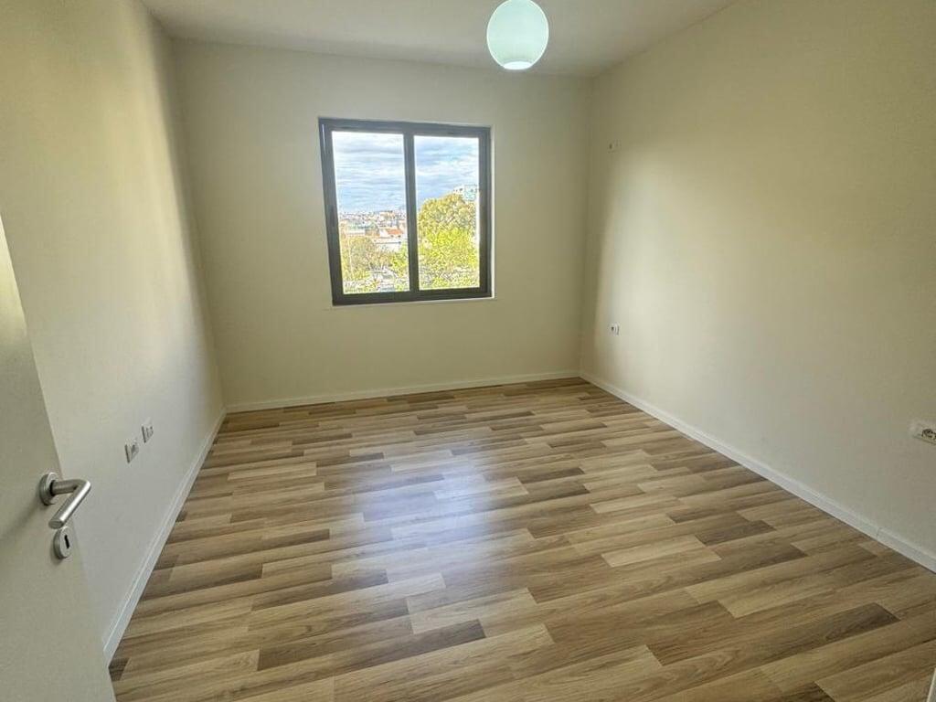 SHITET APARTAMENT 2+1+BLLK, RR. MINE PEZA