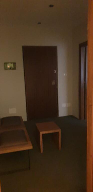 OFFICE FOR RENT 75 M2 BLLOK 85,000 LEKE