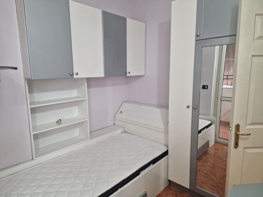 Jepet Me Qera Apartament 2+1+1 Ballkon