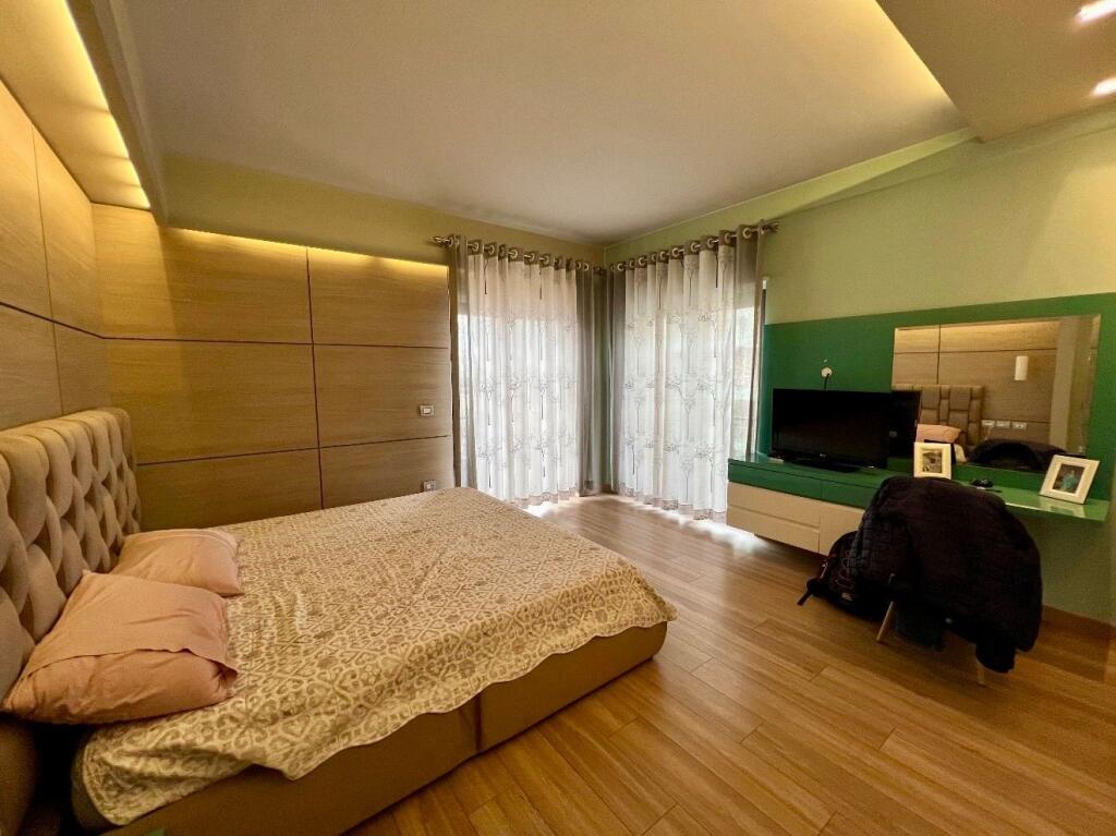 📣 QERA SUPER Apartament 2+1 Me 2 Tualete Dhe 2 Ballkone 📍 Zogu i Zi , Prane Ring Center ✨