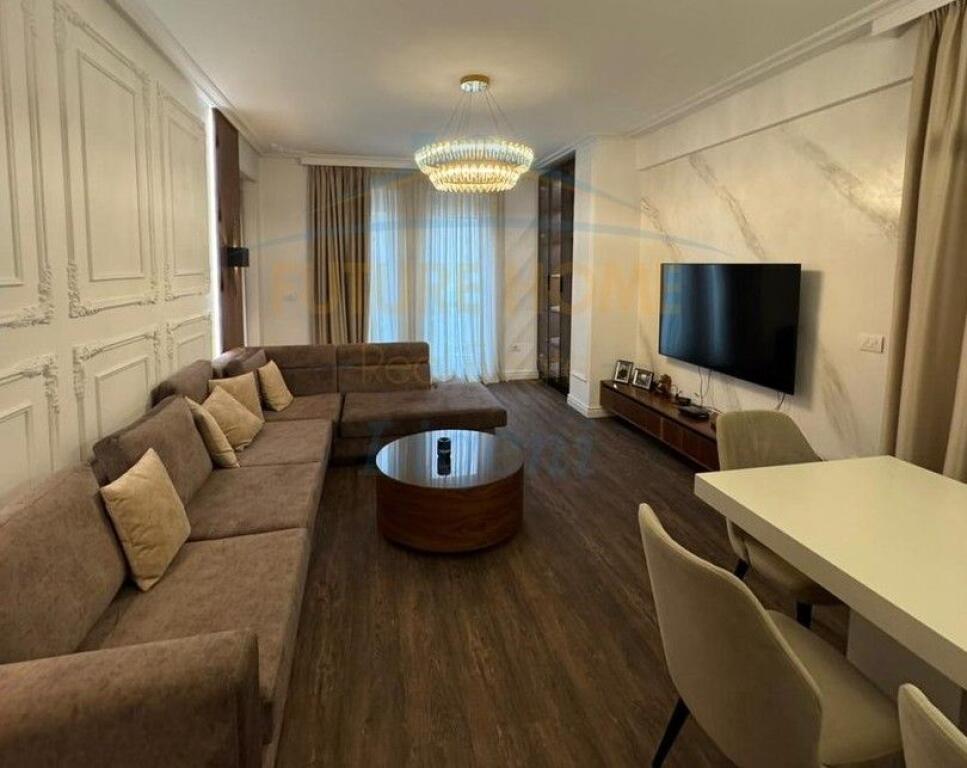 Affitto, Appartamento 3+1+ Posto Auto, Zogu i Zi, Tirana.