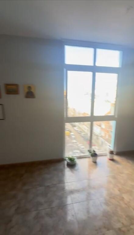 Me qira apartament për zyrë 2+1: Ish-Ekspozita, Bulevardi “Gjergj
