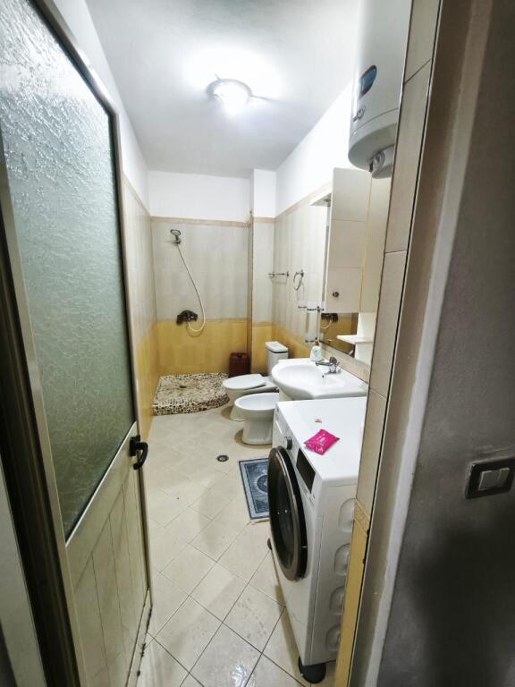 Fresk Shitet Apartament 2+1