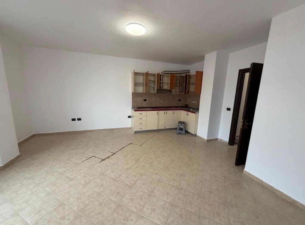 SHITET APARTAMENT 2+1 ASTIR