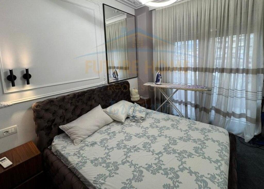 Affitto, Appartamento 3+1+ Posto Auto, Zogu i Zi, Tirana.