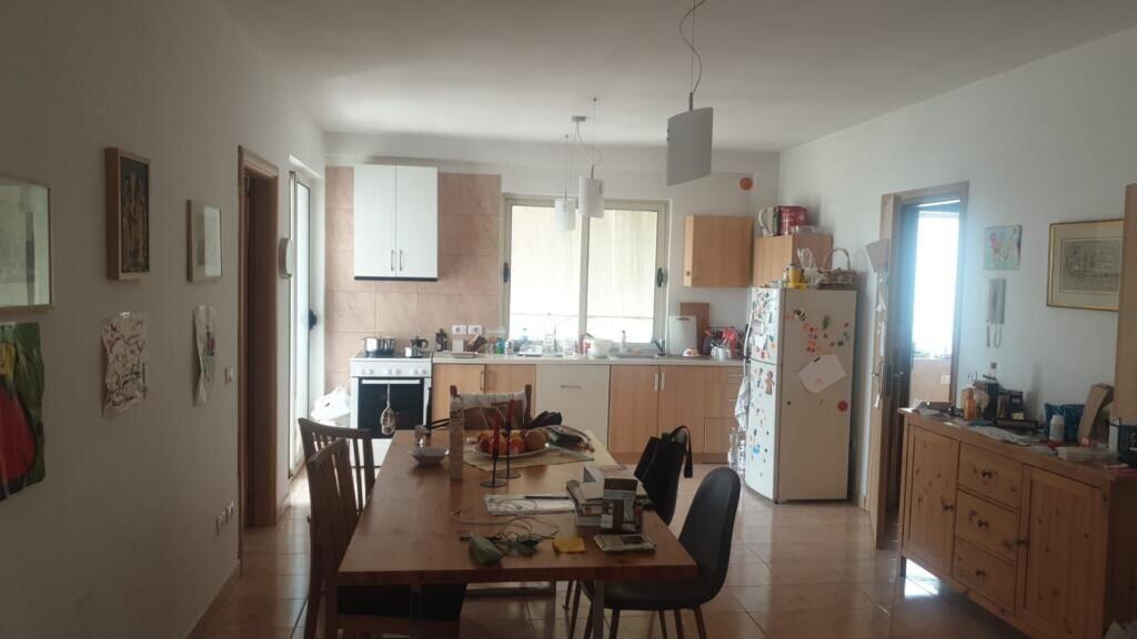 apartament 2+1 me qira prane Grand Galleri