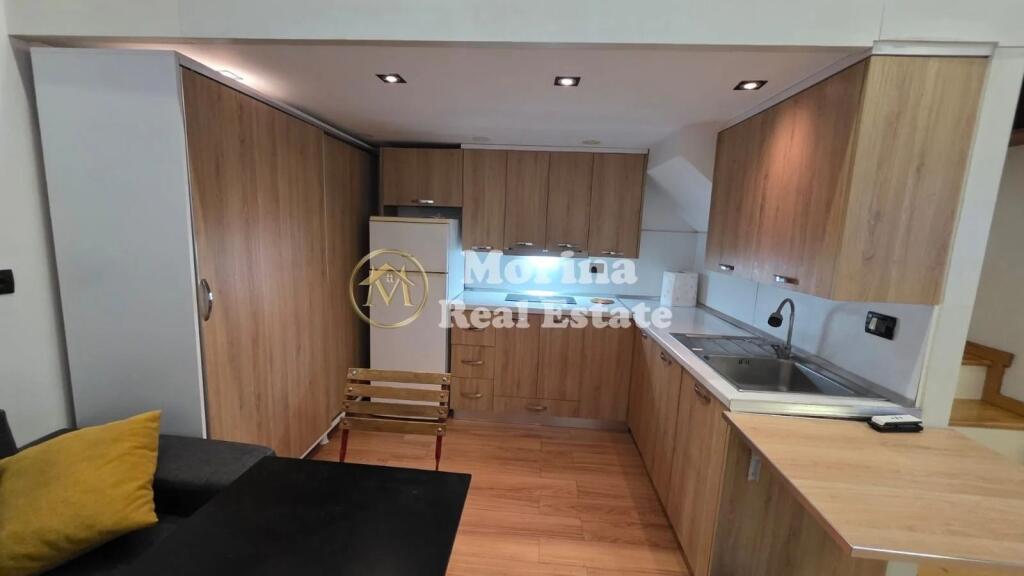 Rent | Duplex 1 + 1 | Ballet School | 350 €/month